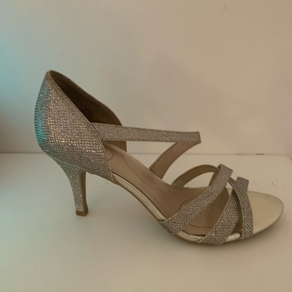 BANDOLINO sparkly strappy heels worn once - Picture 2 of 5